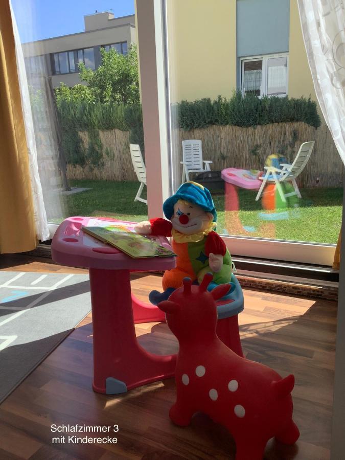 Ferienwohnung Am Bodensee- Zentrale Lage, Free Parking And Wifi, 109 M2, Privater Garten, 7 Gaeste, 2X Kingsize Boxspringbett, Familienfreundlich FDH Dış mekan fotoğraf
